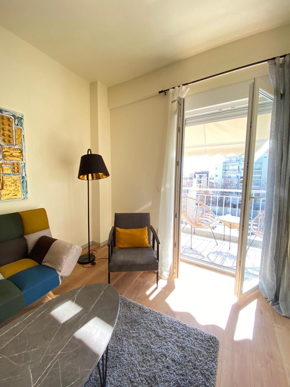 C.15 Vardan'S Apartment Thessaloníki Eksteriør billede